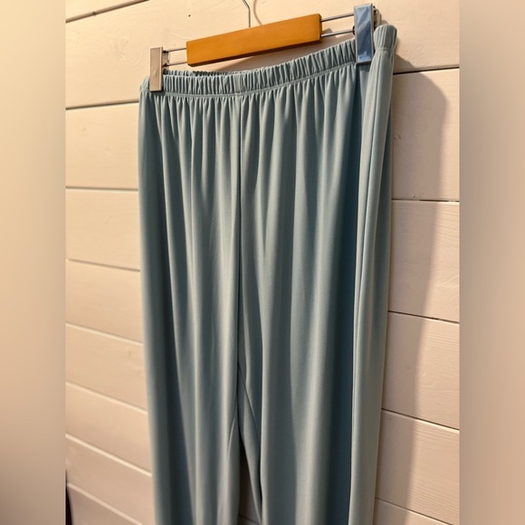 LAURA – Light Blue Stretch Wide-Leg Pants – Size 18 - Picture 8 of 8